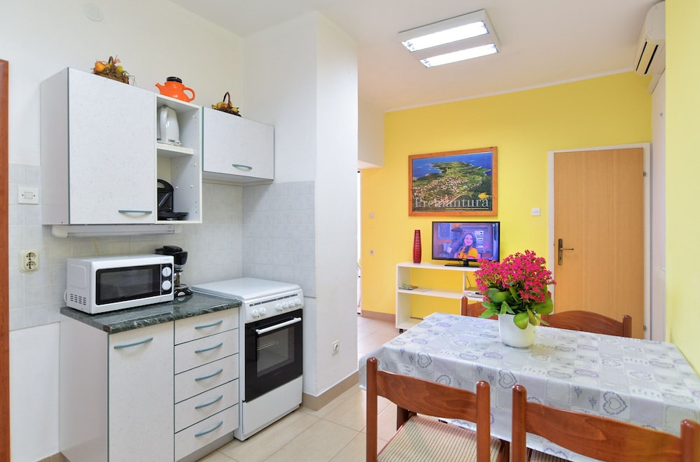 Apartment Neven 810