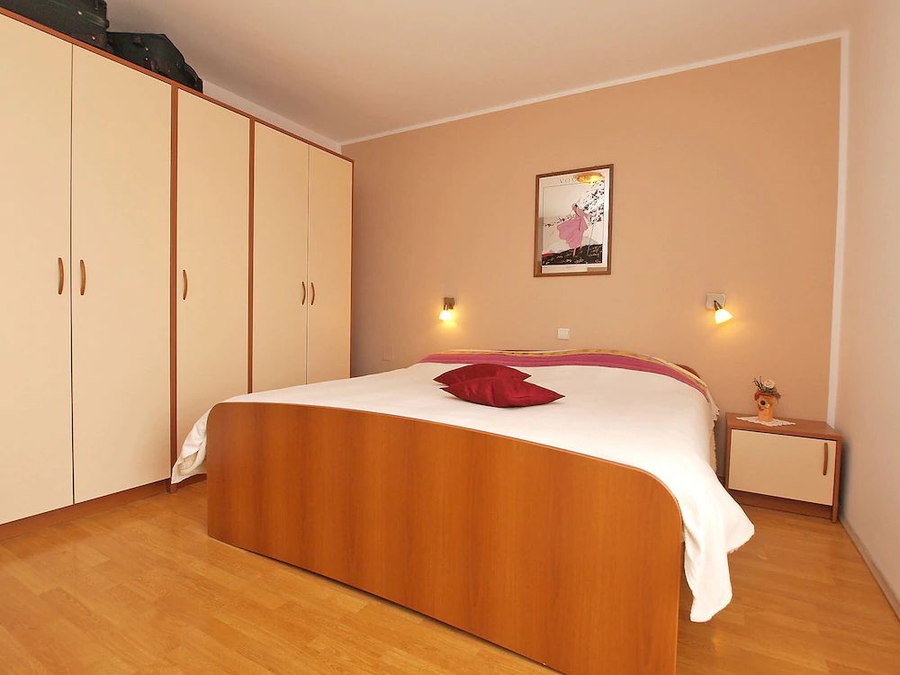 Apartment Neven 810