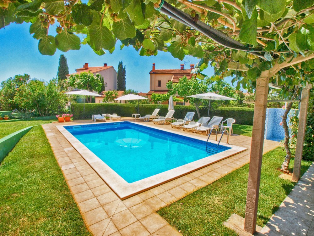Apartment Neven 810