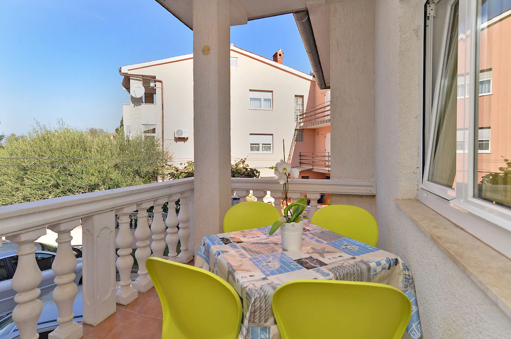 Apartment Neven 810