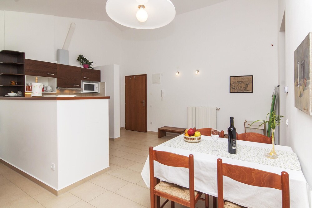 Apartments Levan Ceja