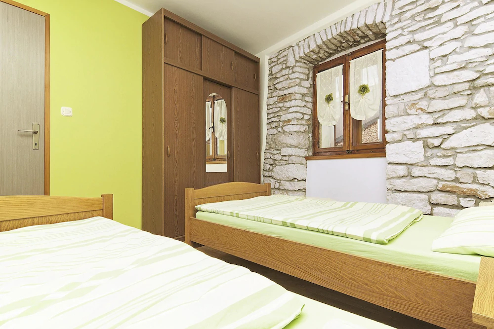 Apartments Mirjana