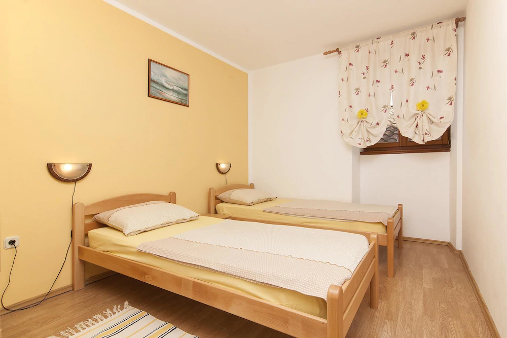 Apartments Mirjana