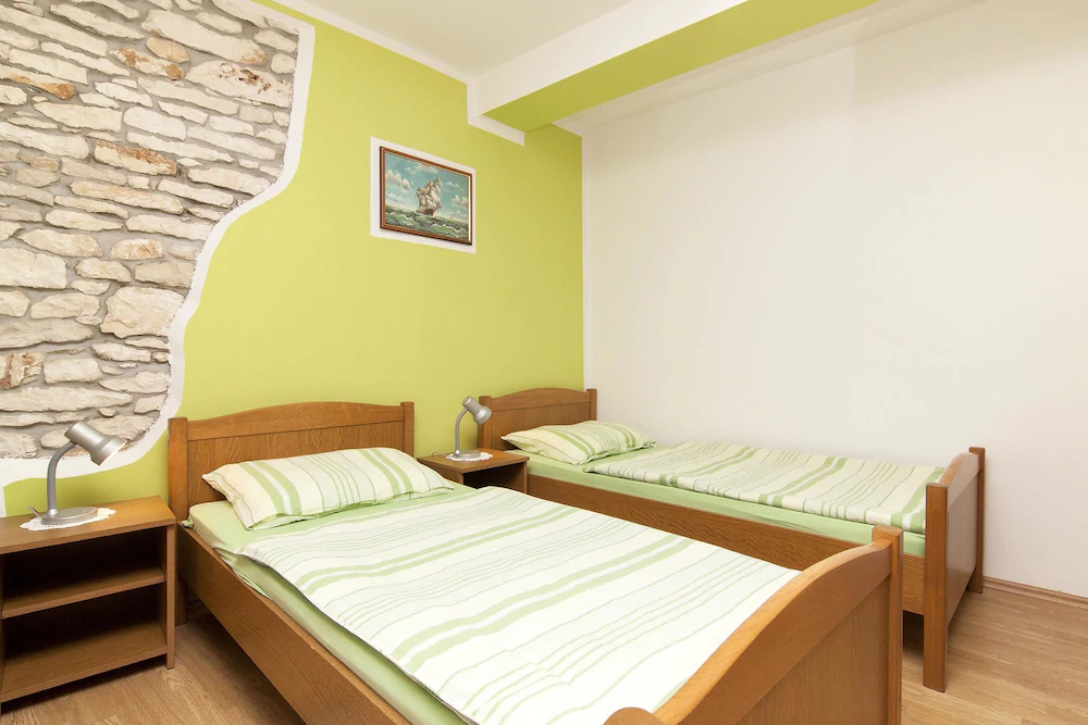 Apartments Mirjana