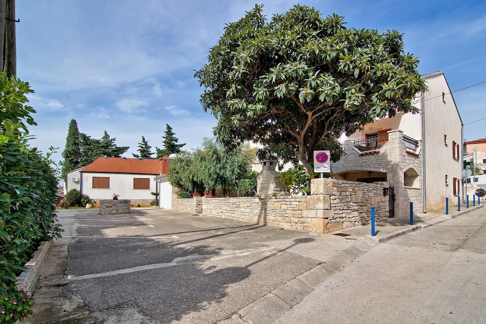Apartments Mirjana