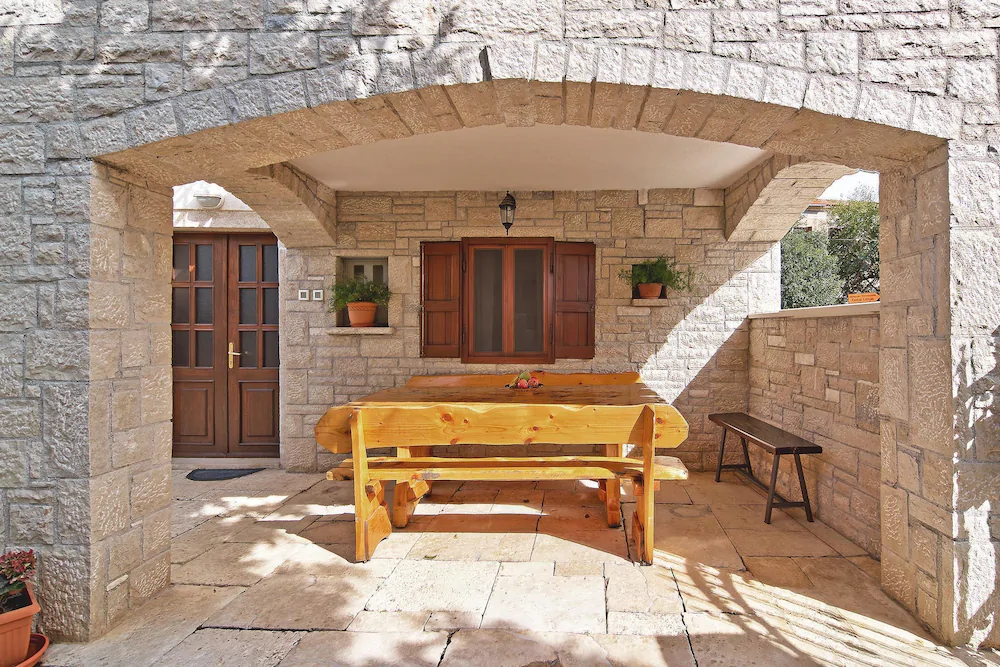 Apartments Mirjana