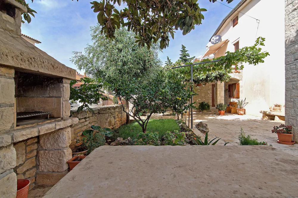 Apartments Mirjana