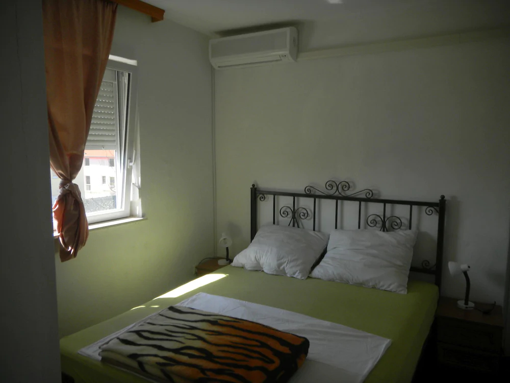 Apartment Zoran Posesi