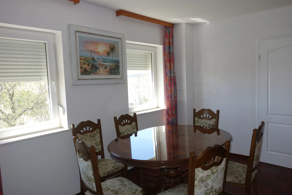 Apartment Zoran Posesi
