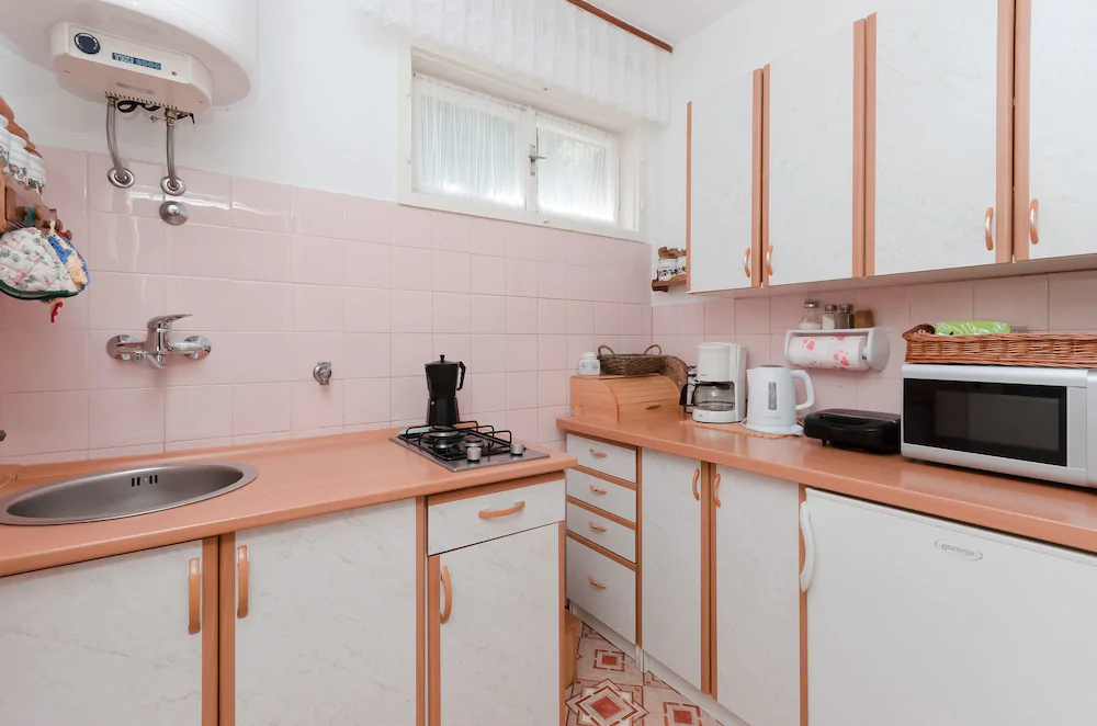 House Mirella