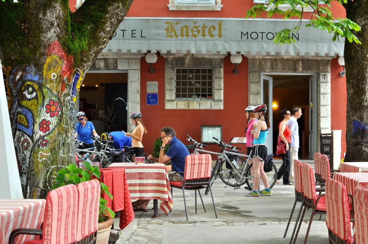 Kastel