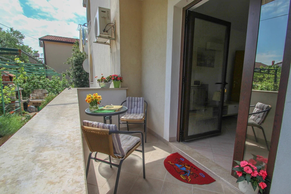 Apartment Maena