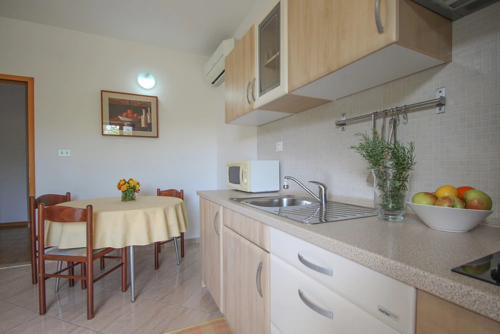 Apartment Maena