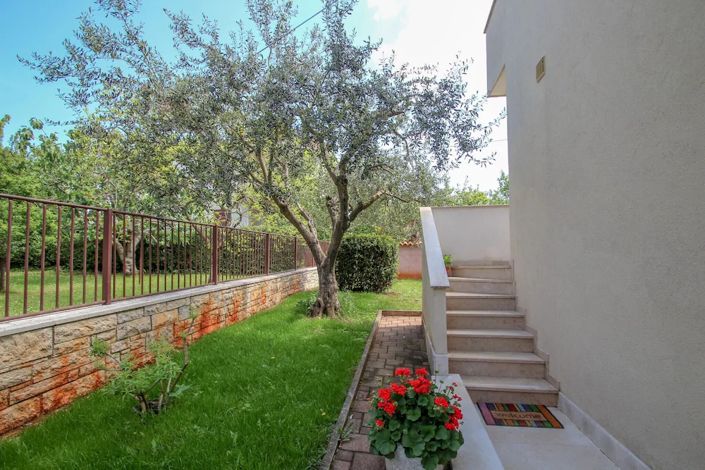 Apartment Maena