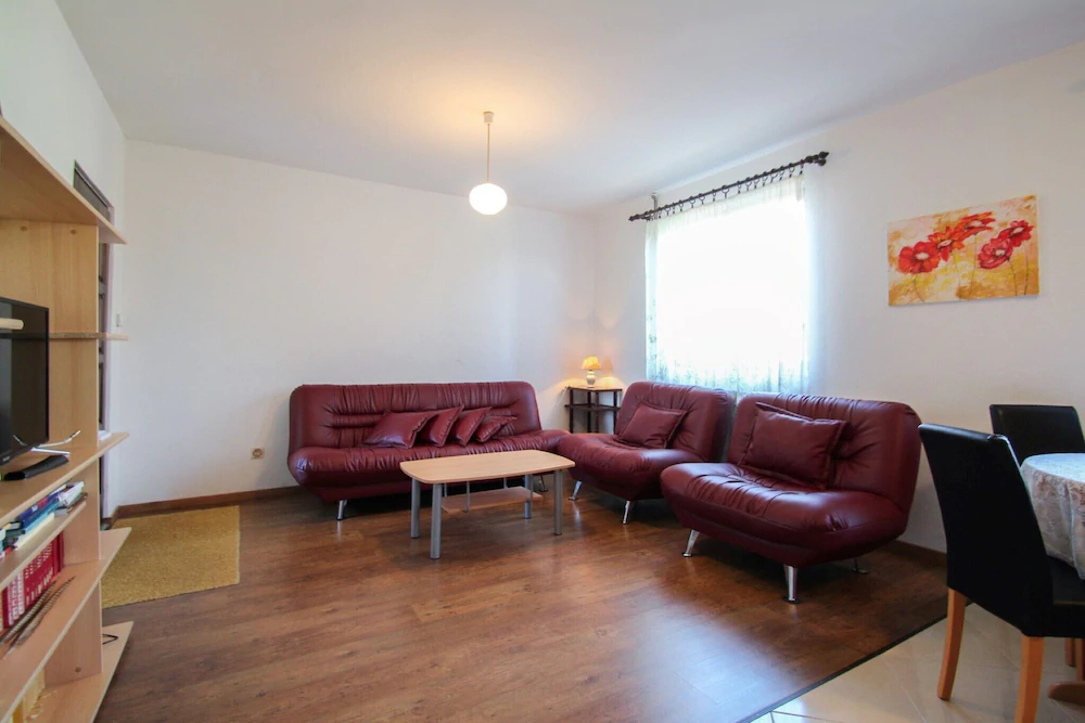Apartment Mirjana