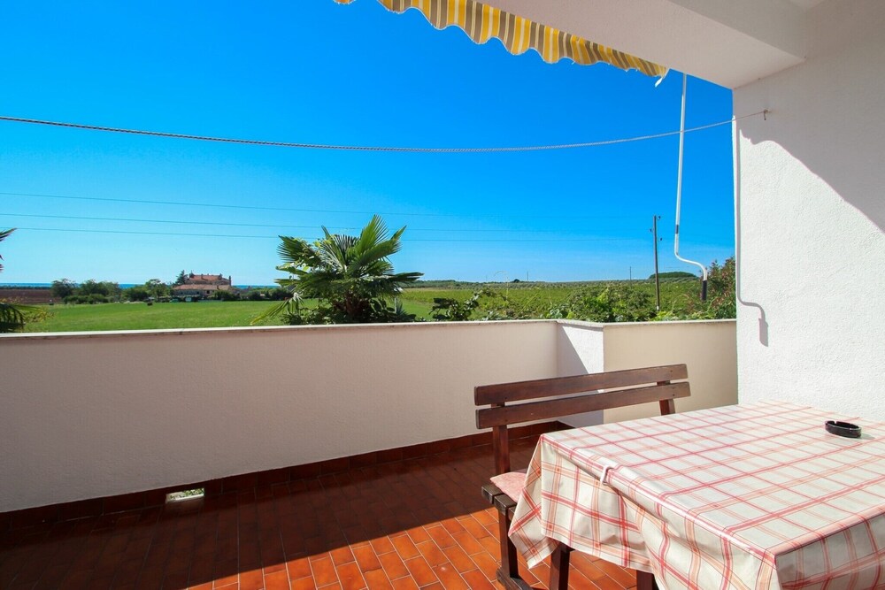 Apartment Mirjana