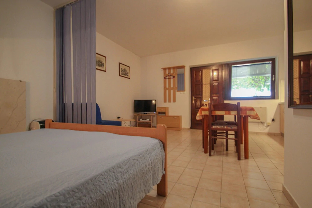 Apartment Mirjana
