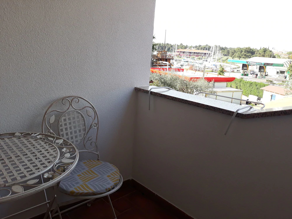 Apartments And Rooms Valter
