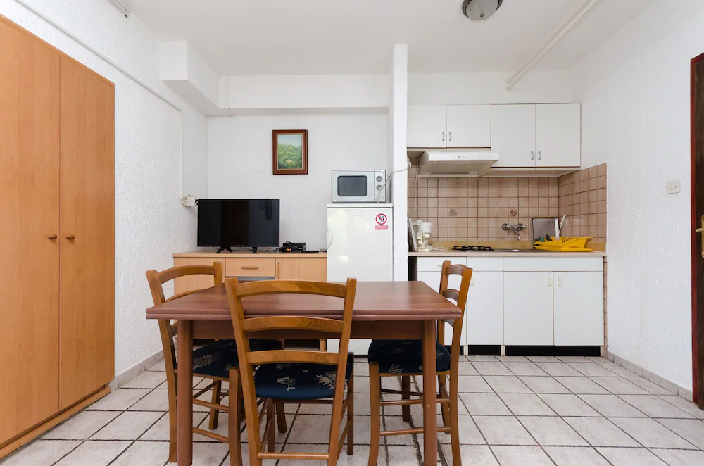 Apartments Hilmija