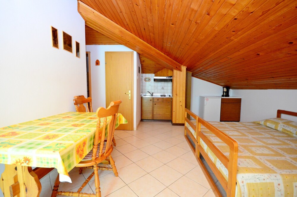 Apartments Ljiljana