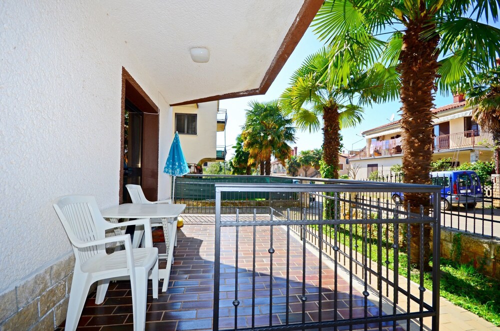 Apartments Ljiljana