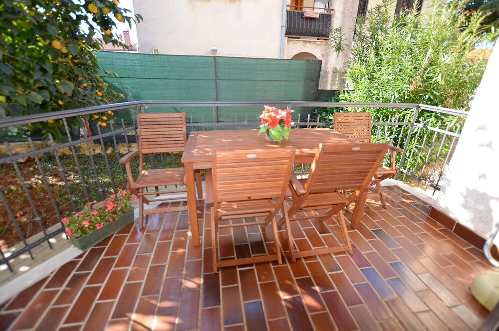 Apartments Ljiljana