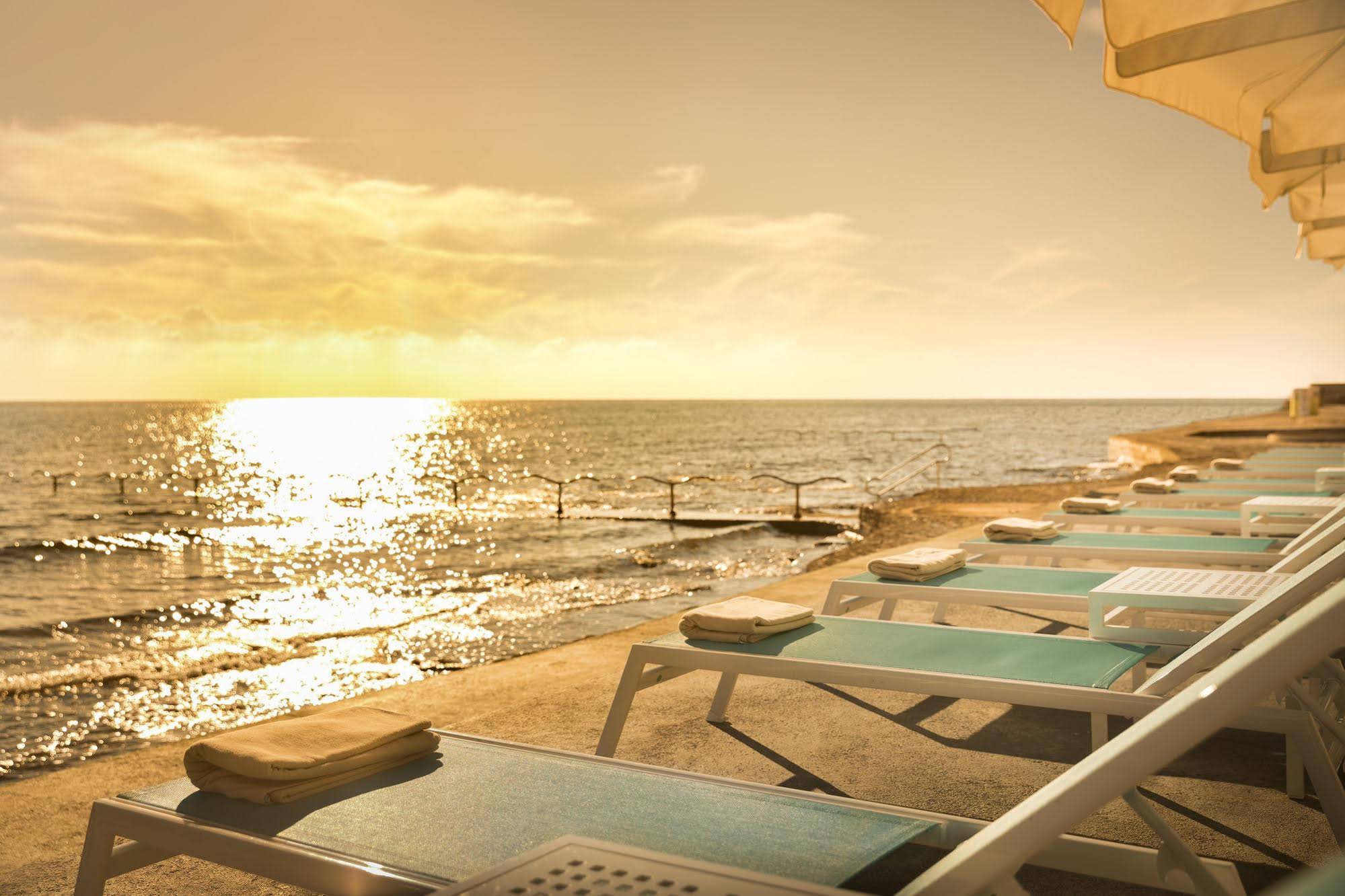 Rivalmare Boutique Hotel