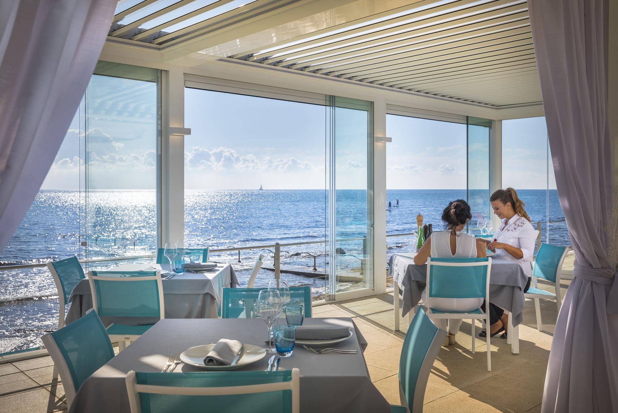 Rivalmare Boutique Hotel