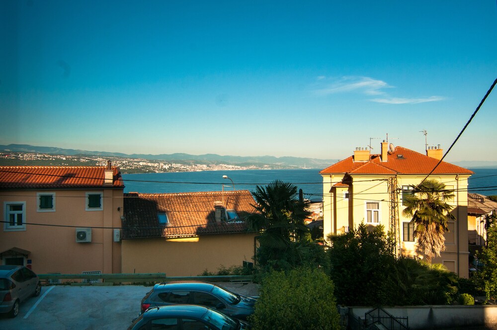 Apartments Karolina