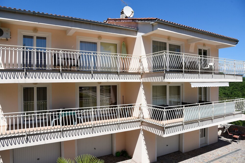 Apartments Marijana