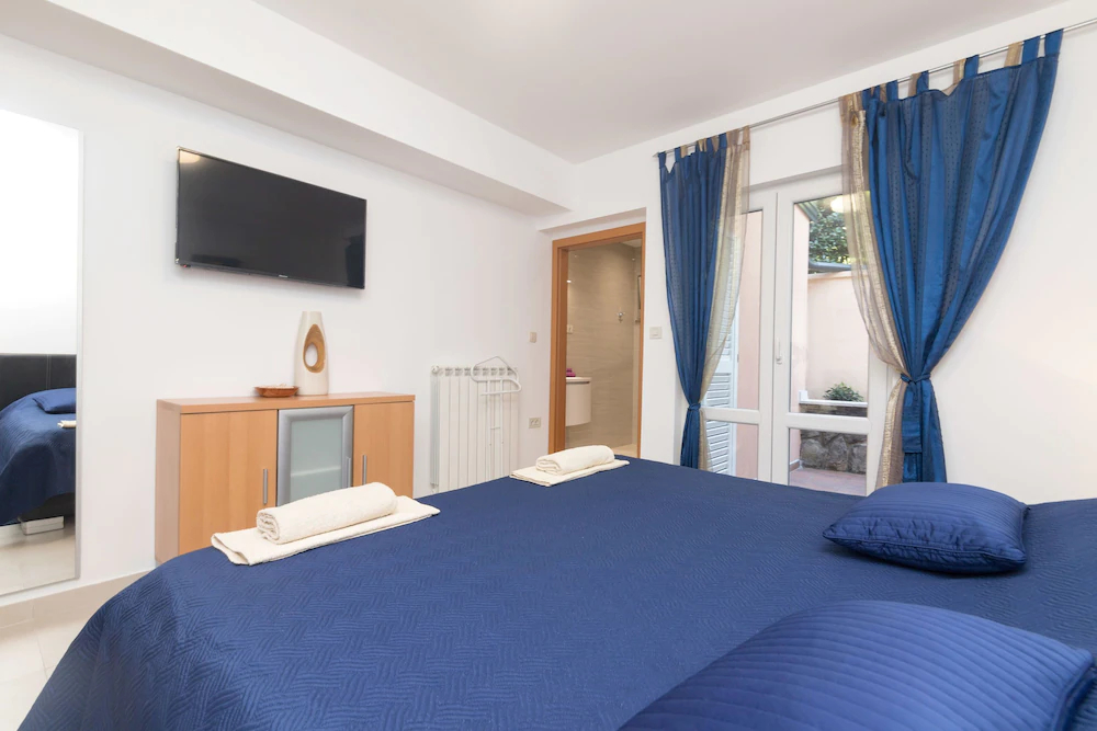 Apartments Villa Adore