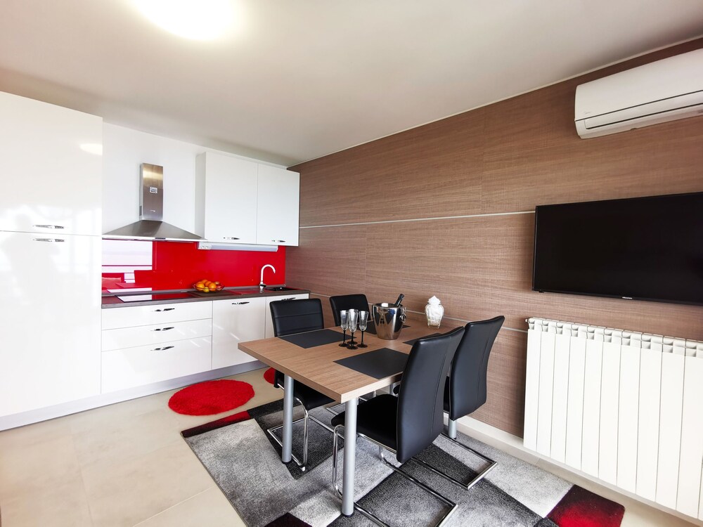 Apartments Villa Adore
