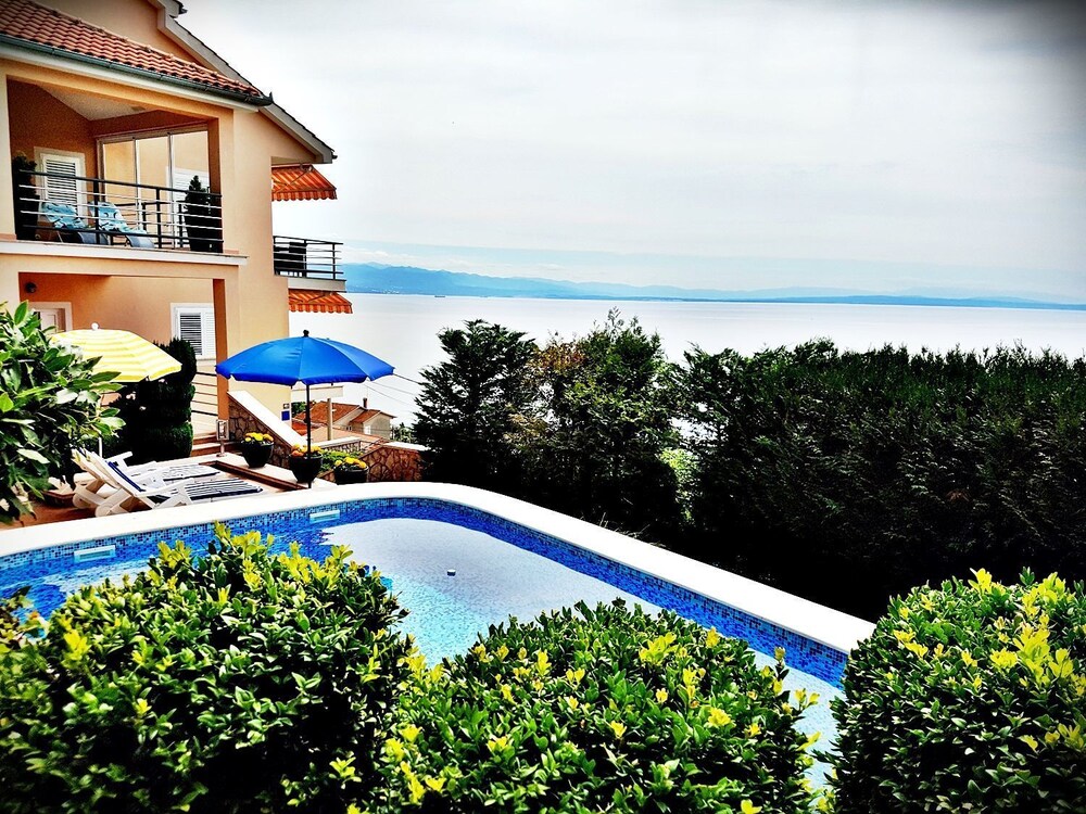 Apartments Villa Adore