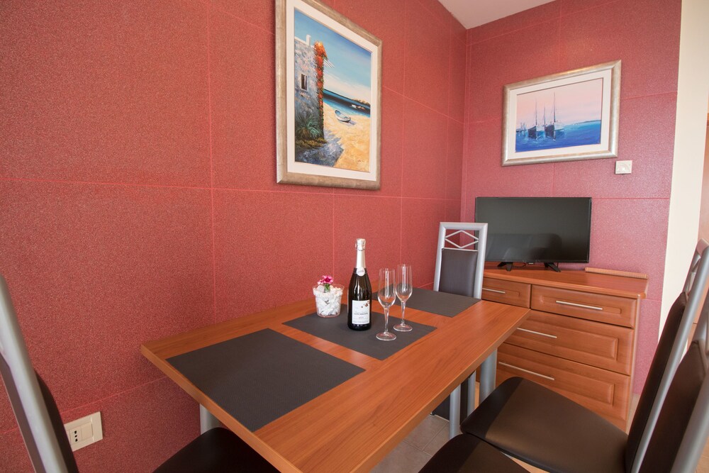 Apartments Villa Adore