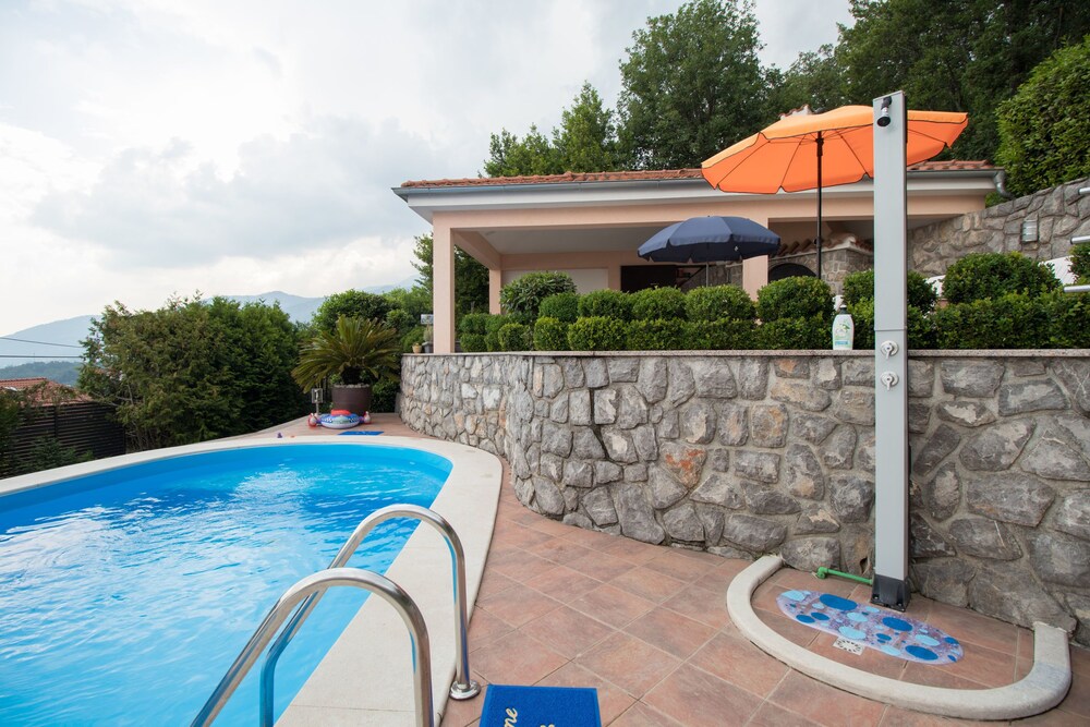 Apartments Villa Adore