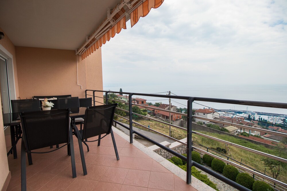 Apartments Villa Adore