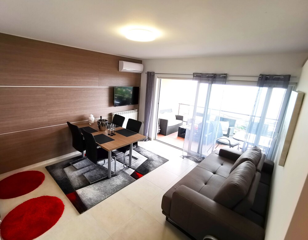 Apartments Villa Adore