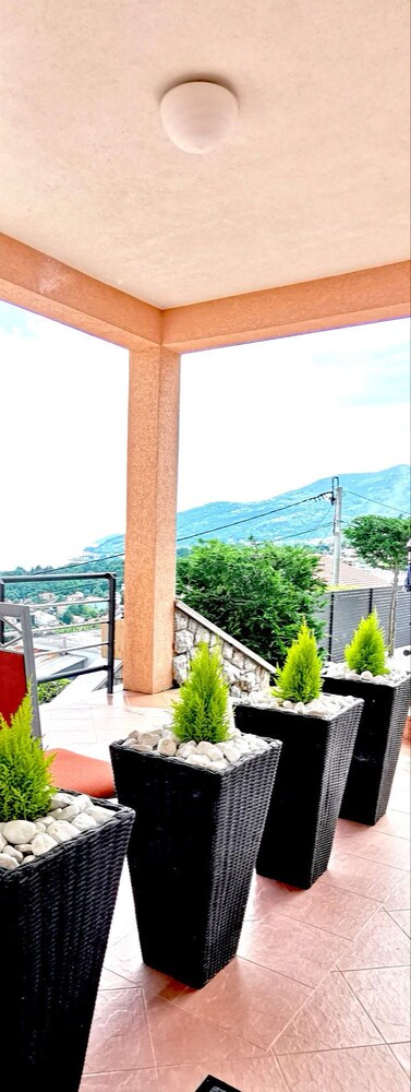 Apartments Villa Adore