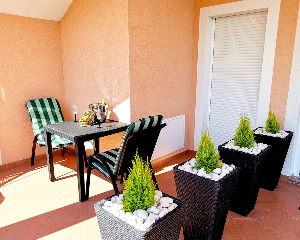 Apartments Villa Adore