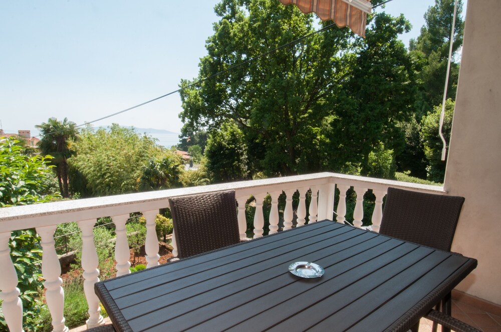 Apartments Villa Nola