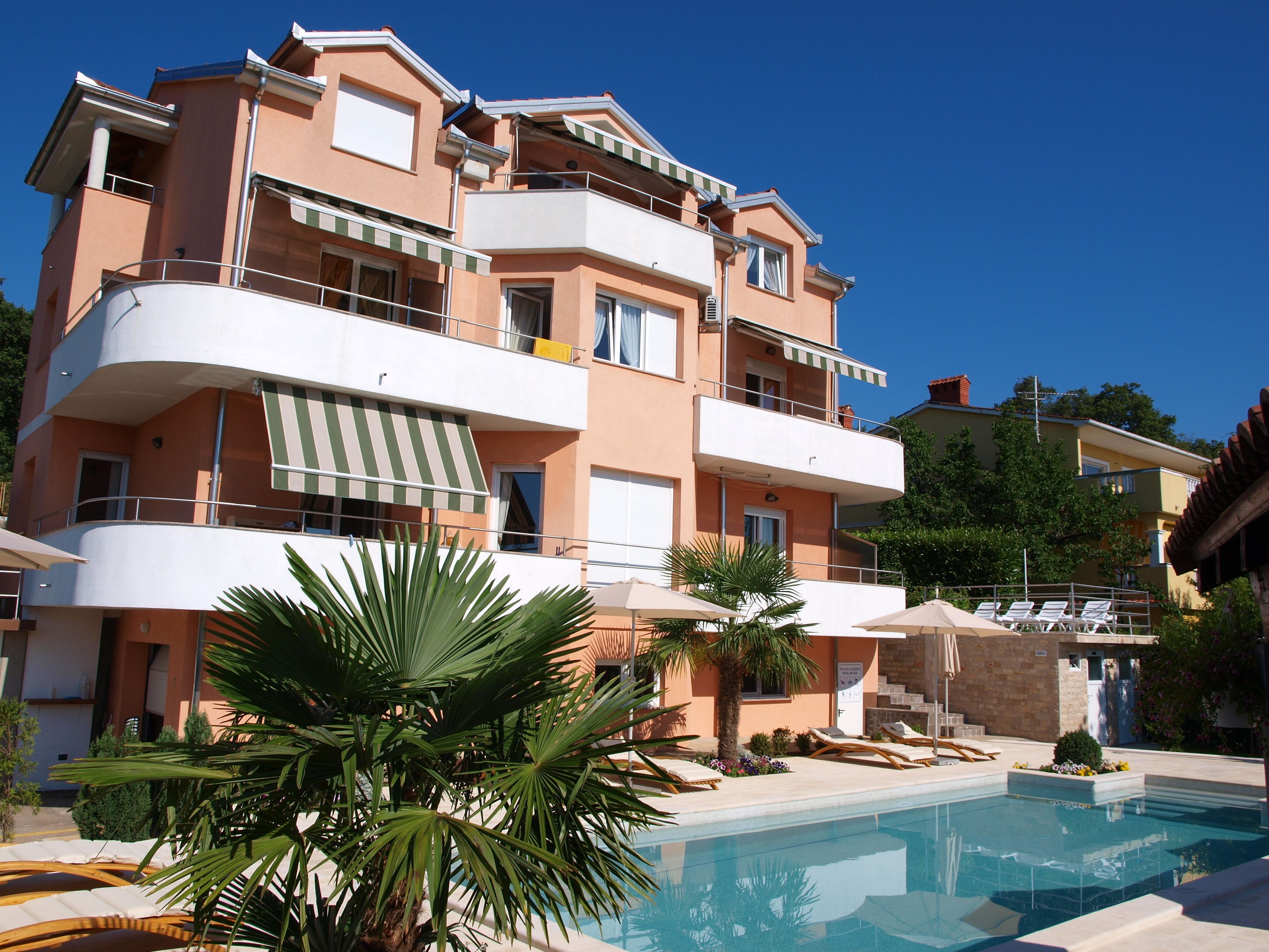 Apartments Villa Ucka