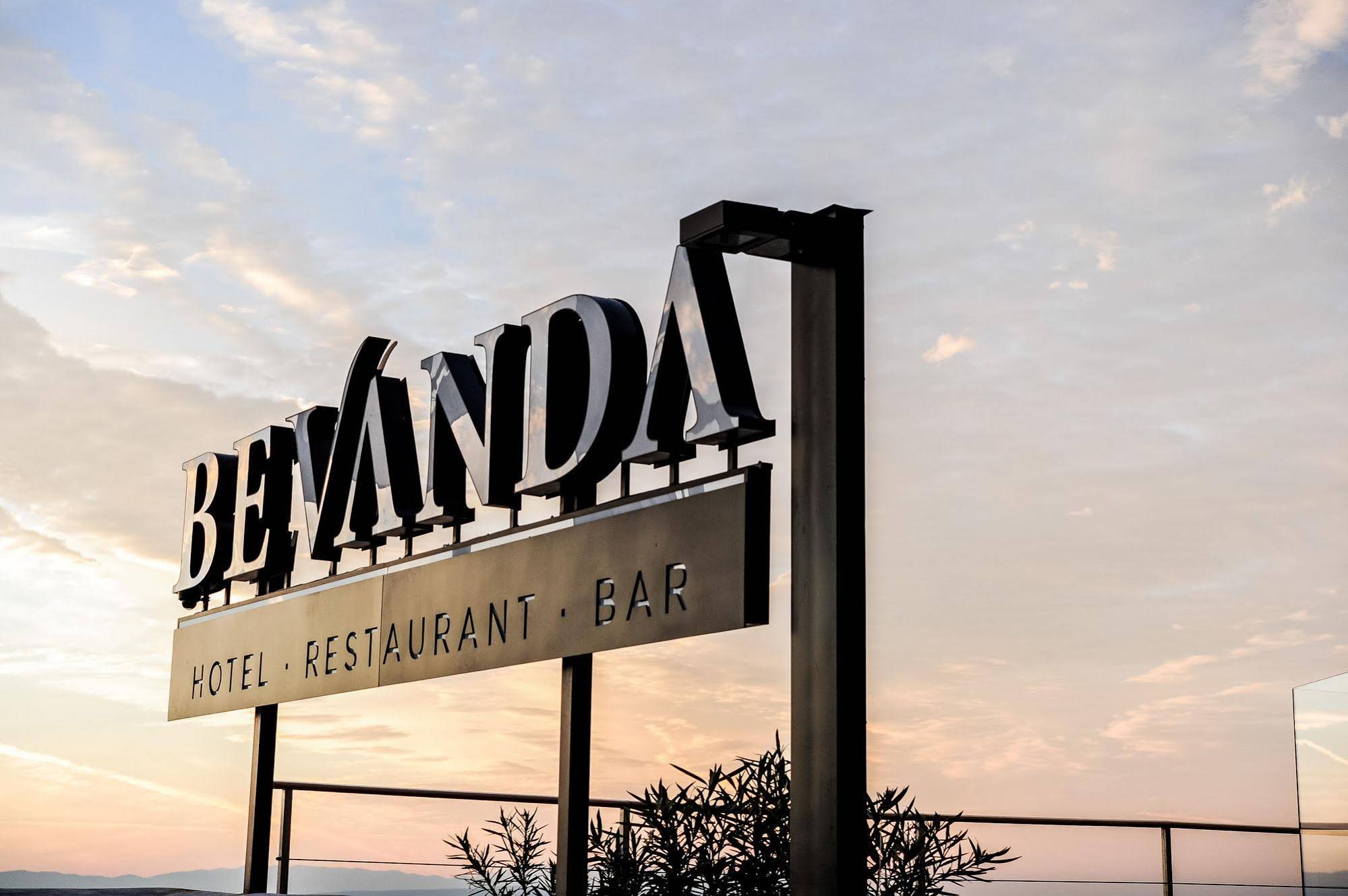Bevanda Hotel
