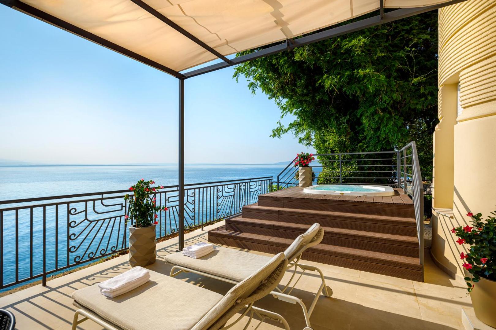 Hotel Ambasador