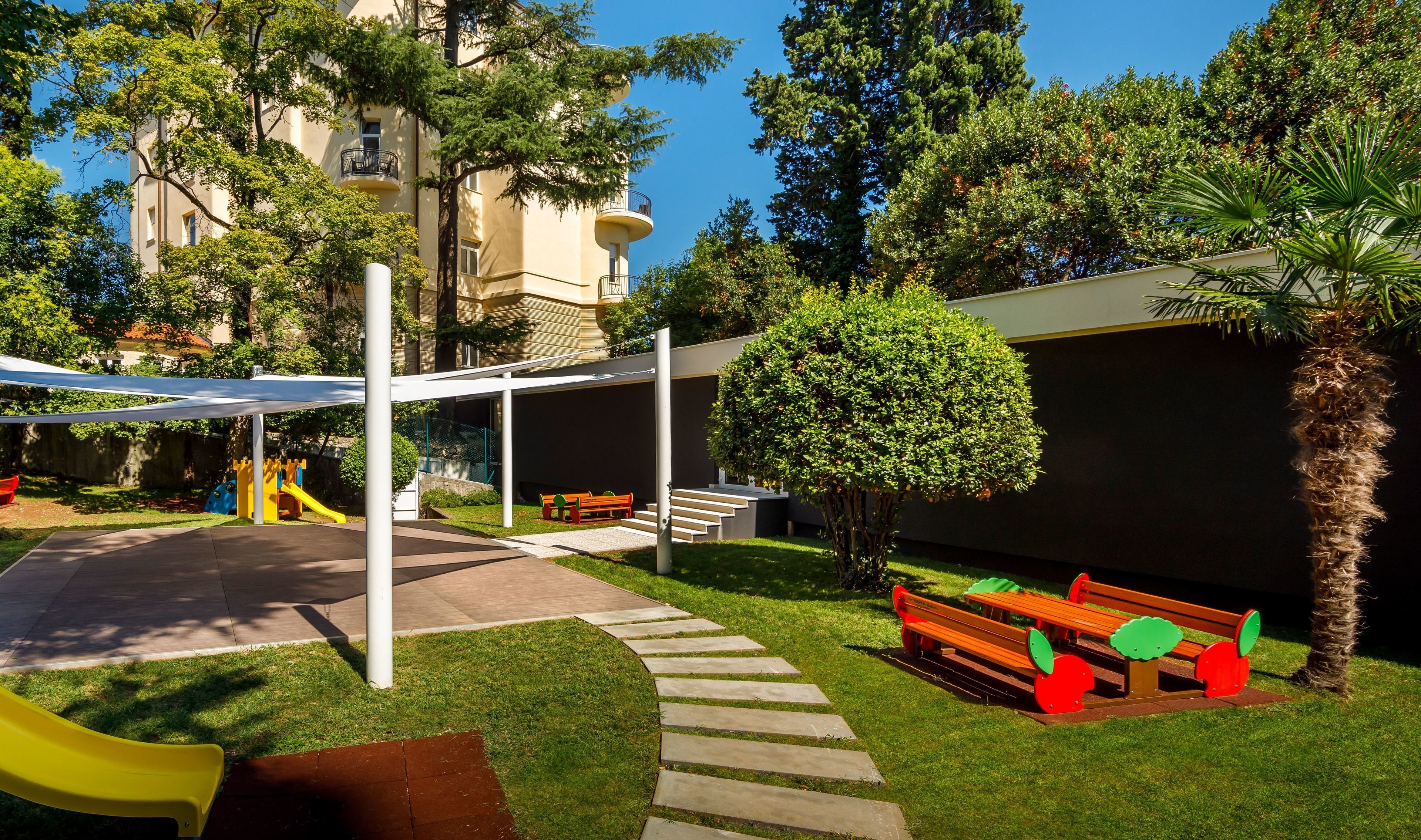 Hotel Ambasador