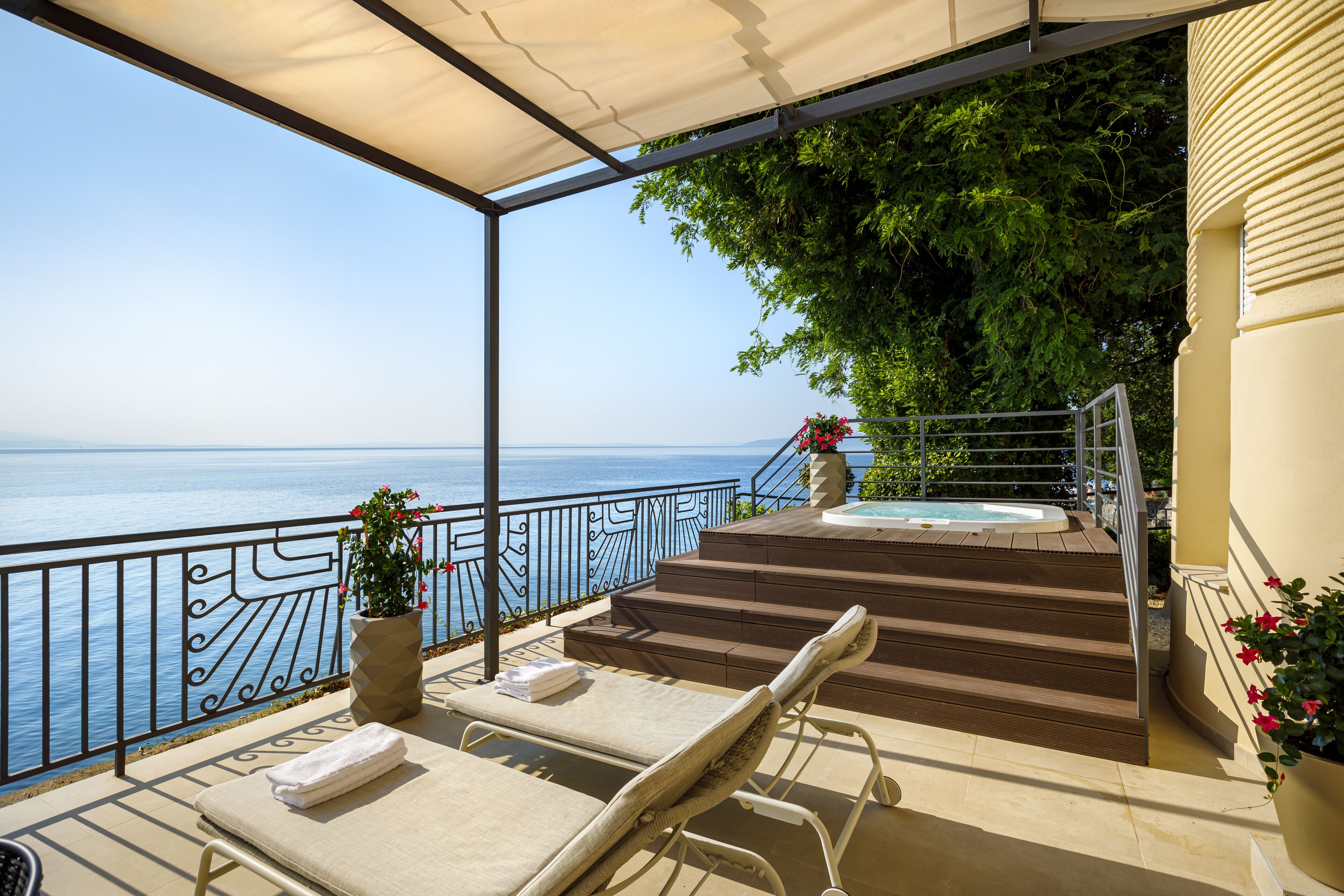 Hotel Ambasador