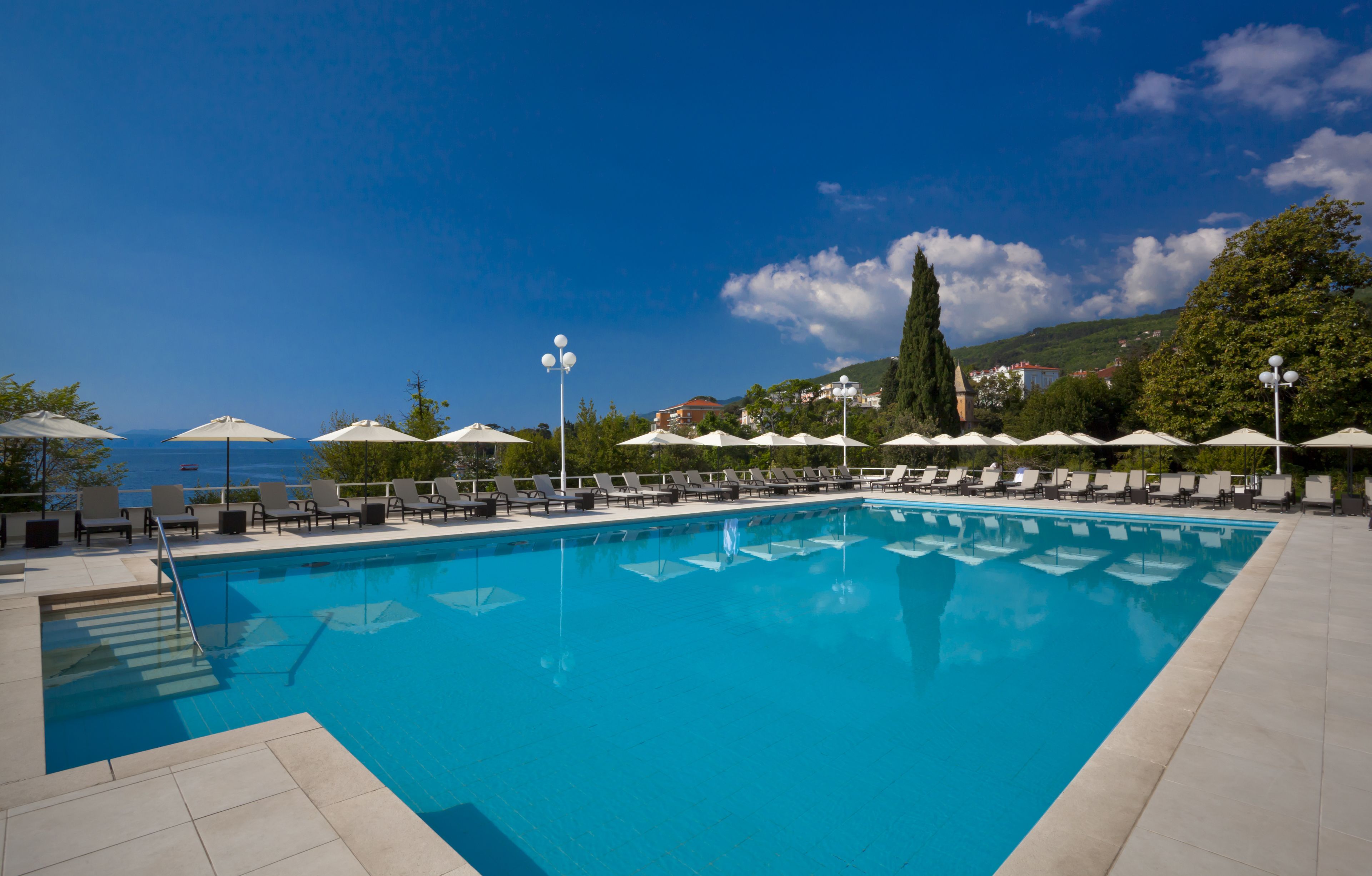 Hotel Ambasador