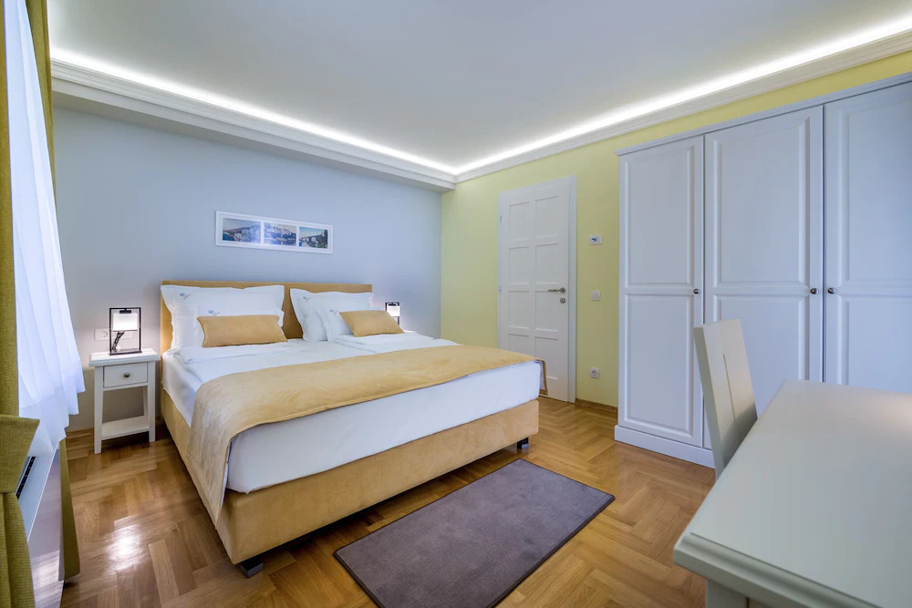 Hotel Domino