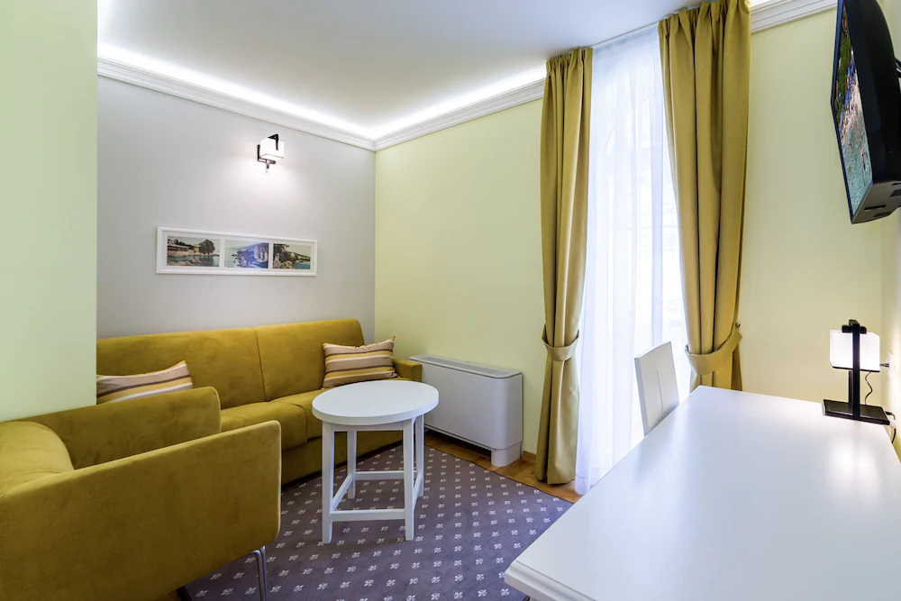 Hotel Domino