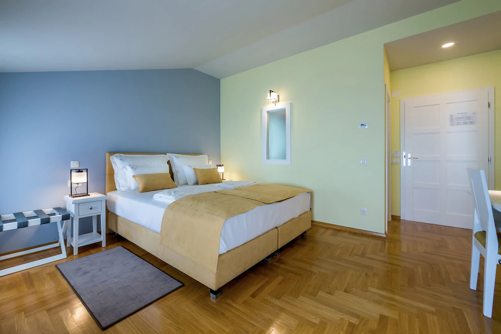 Hotel Domino