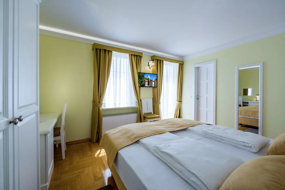 Hotel Domino